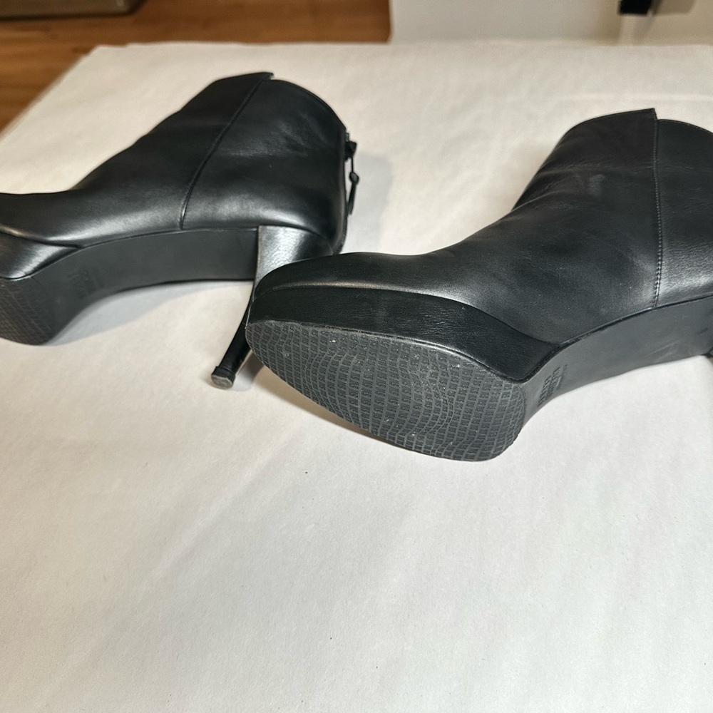 Stuart Weitzman High Heel Platform - image 6